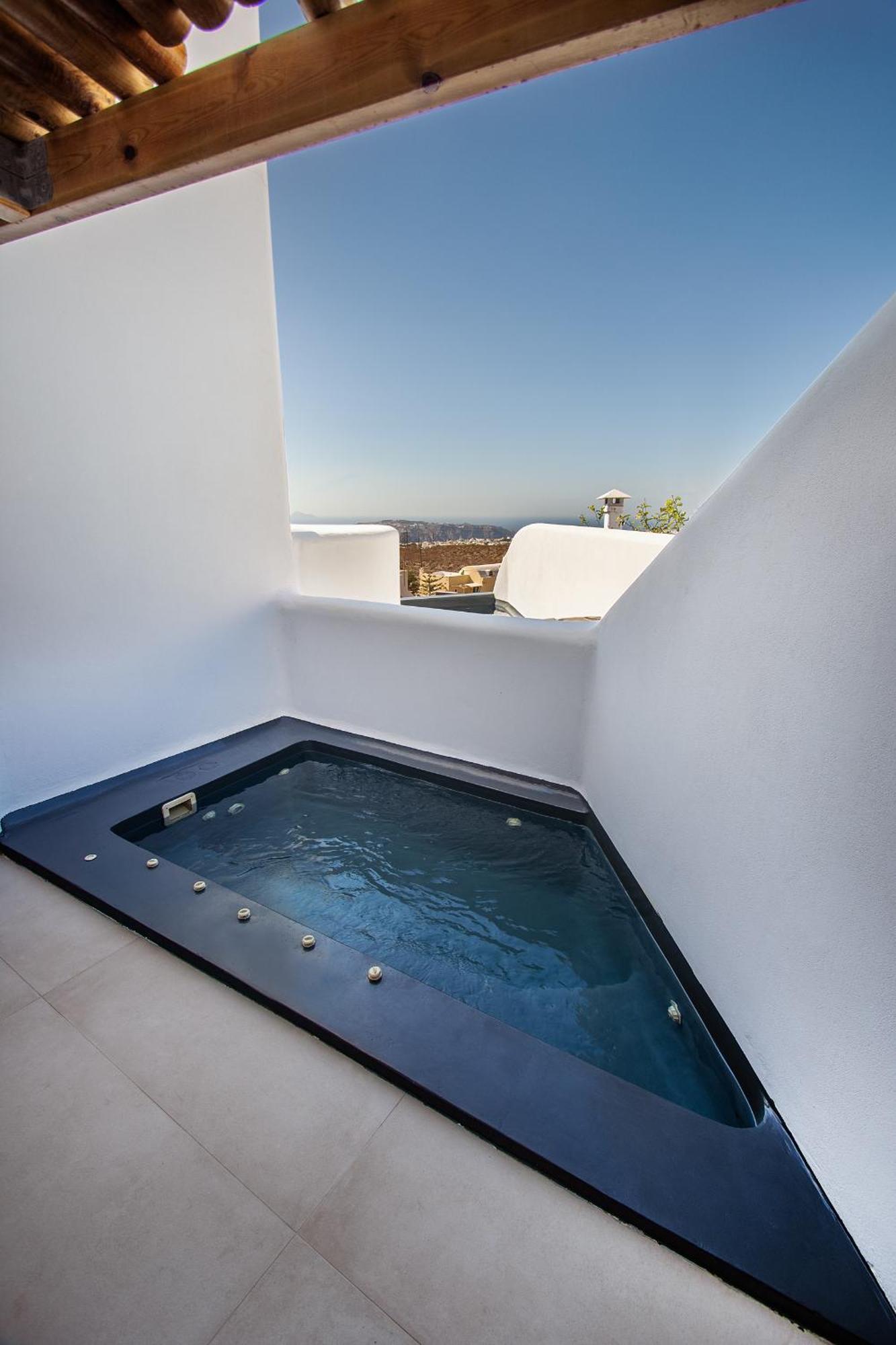 Aegean Blue Suites Pyrgos Kallistis Exterior foto